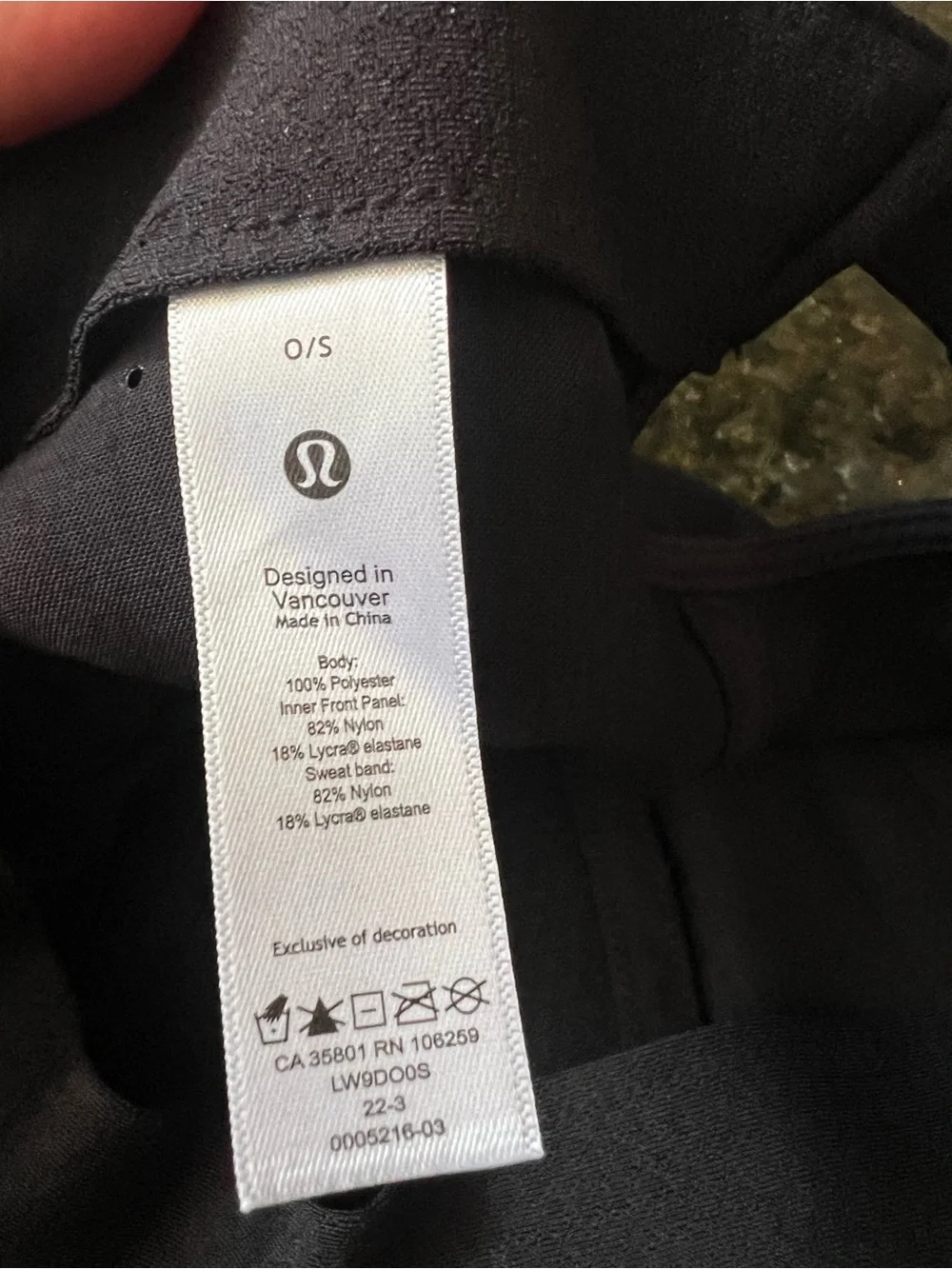 Lululemon Black Baseball Cap - Picture 9 of 9